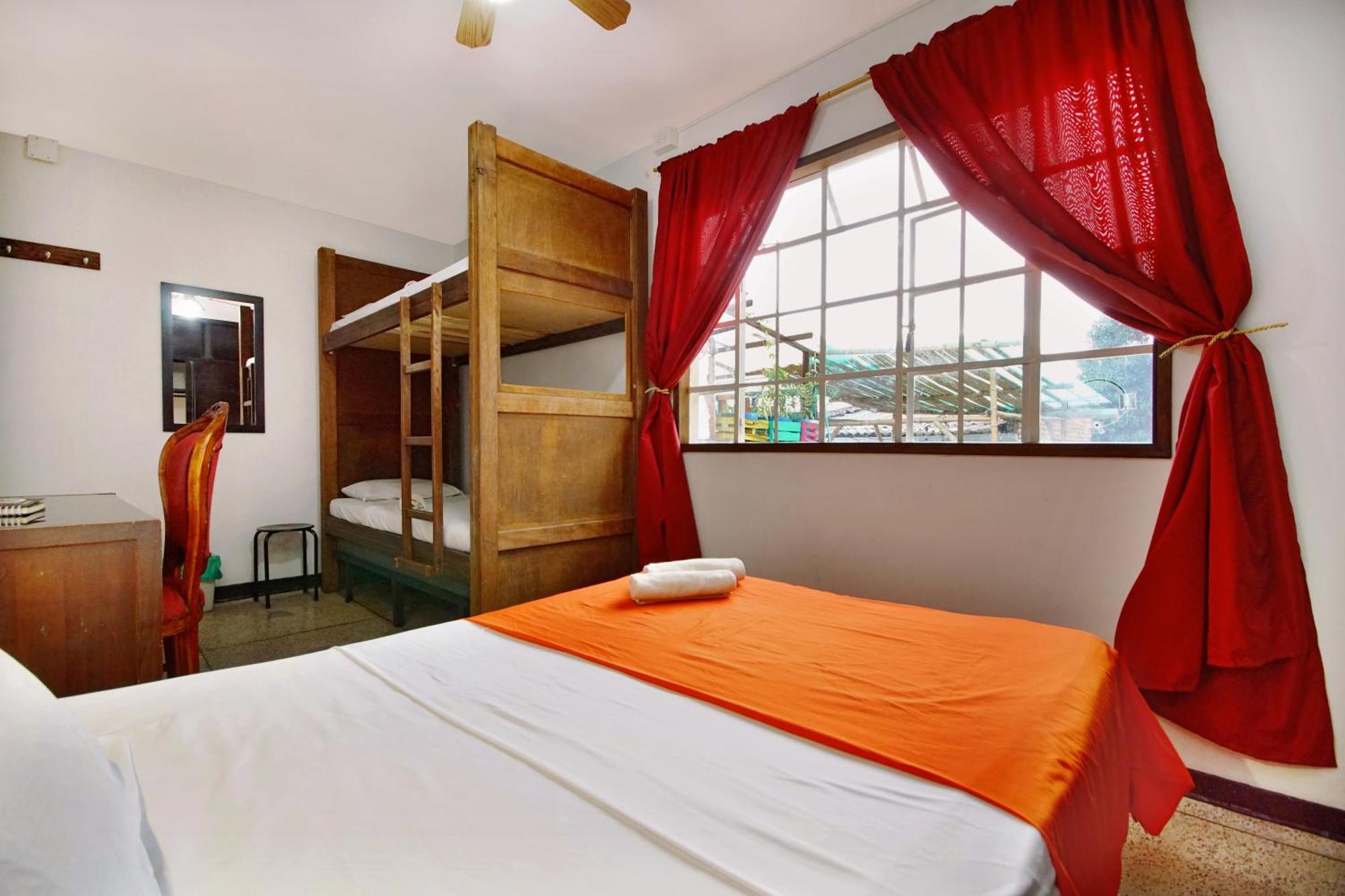 Ding-Dong Hostel 칼리 외부 사진